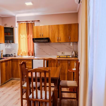 Bejart Apartment 5 Тирана Екстер'єр фото