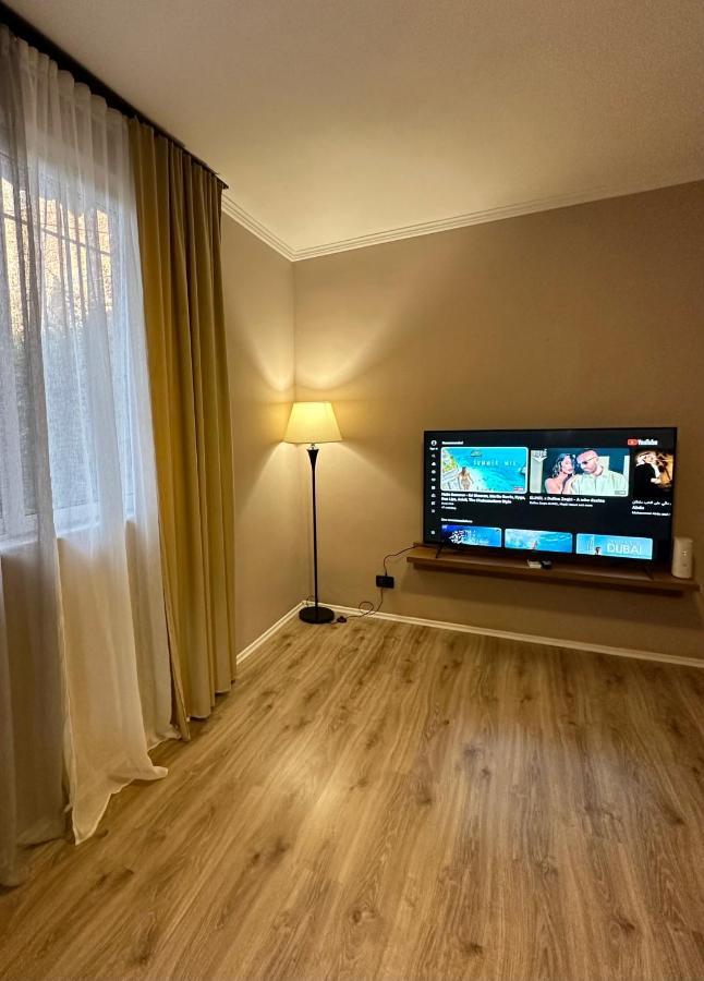Bejart Apartment 5 Тирана Екстер'єр фото