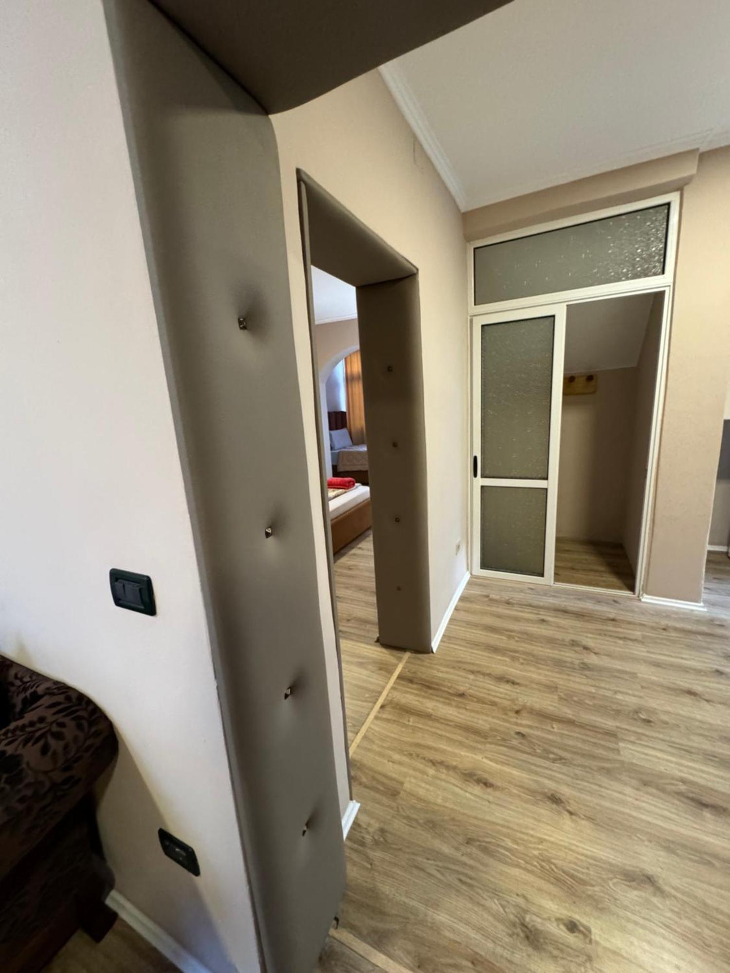 Bejart Apartment 5 Тирана Екстер'єр фото