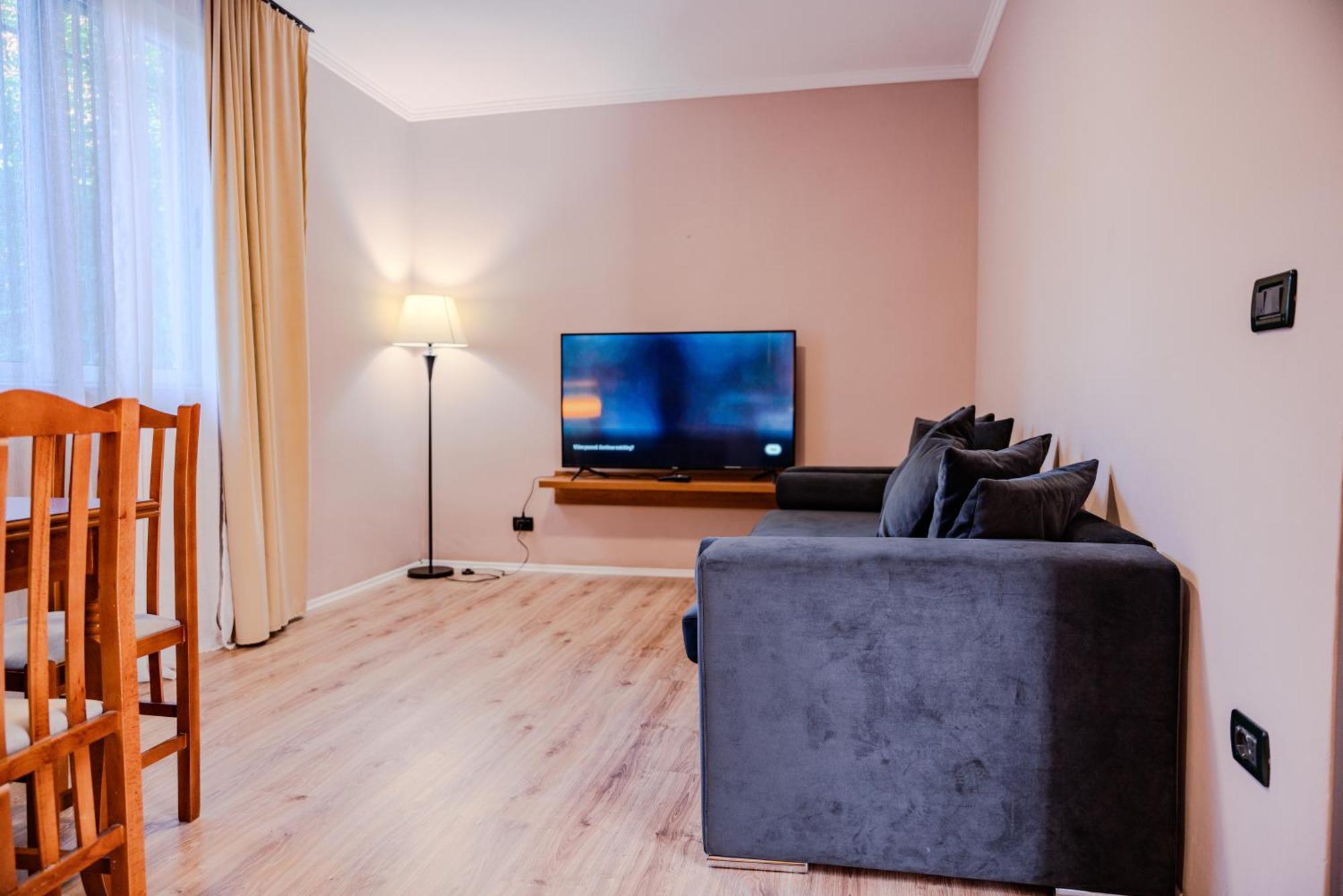 Bejart Apartment 5 Тирана Екстер'єр фото